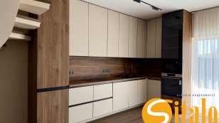 Перша Здача Таунхаус з великим басейном і територією, Осокорки