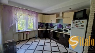 Продаж 3к.кв. по вул.Чарівна