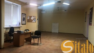 Приміщення в центрі міста по вул. Незалежної України