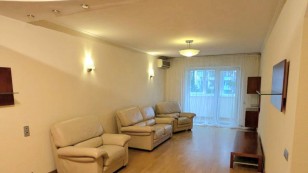 Продаж 3кімнатна квартира вул. Срібнокільска, 20 поруч з метро Осокорки