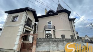 3 поверховий будинок новобудова, вулиця Навколишня, місто Львів