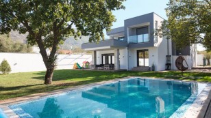 Продаж вілл і будинків в Чорногорії в Которі rd39.v4bd_1480