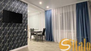 Продам 2х квартиру на Алеї троянд.