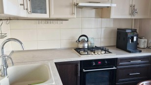 Продаж  Квартира  вул. Комарова, Комунарський, Запоріжжя