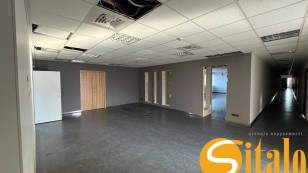 Оренда офісу А класу  3 поверх  БЦ Столичний  Парковка