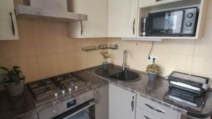 Продаж 2х квартири на Малому ринку, вул. Запорізька.