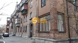 Продаж 3кімнатної квартири з прибудовою, центр Києва.