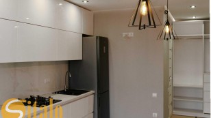 Продаж 1 кім квартири з ремонтом і меблями, біля паркуБАМ