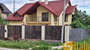 Продаж  просторого будинку з євроремонтом та меблями, місто Винники