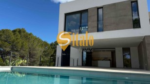 Вілла на продаж, в елітній локації Moraira, Alicante