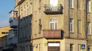 Фасадне приміщення, євроремонт, оренда, вул. Б. Хмельницького