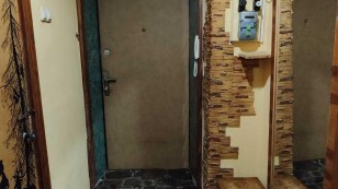 Продаж однокімнатної квартири проспект Соборний біля готелю Інтурист.