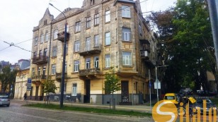 Продаж 2 кімнатної квартири у Австрійському будинку по вулиці Шевченка, місто Львів.
