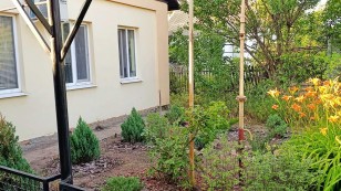 Приватний будинок у тихому спальному районі