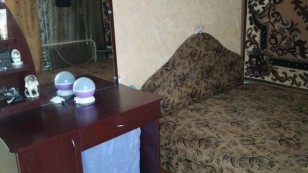 Трехкомнатная в центре Космоса