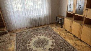 Трехкомнатная в районе Высотной