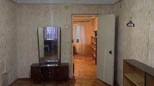 3кiмнатна квартира, рн Унiверсама