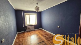 Продаж двокімнатної квартири на вул. Фортечна.