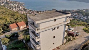 Продаж вілл і будинків в Чорногорії в Ігало ig01190.15bd_s2871