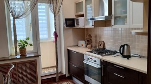 Двокіматна  квартира у гарному стані, 4 Південний мкрн.