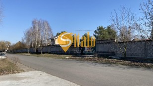 Фасадна ділянка, Вишеньки вулиця Центральна. Без