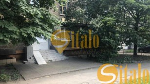 Продаж Офісу 200 кв.м. по вул . Незалежної України