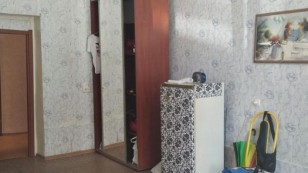 1 комн. квартира, 12 эт, ул.  Сергея Серикова, Коммунарский рн.