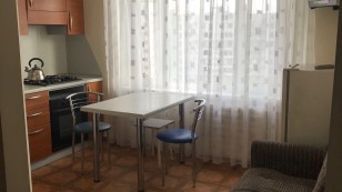 Продаж квартири по вул. Бородинська