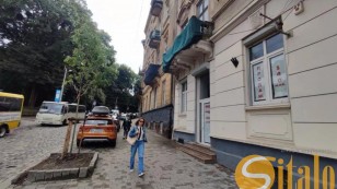 Продаж комерційного приміщення,офіс,торгова площа у м.Львів на вулиці Стрийська початок