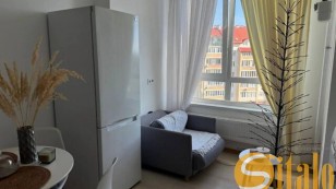 Продаж 1 кімнатна квартира по вулиці Джона Ленона з ремонтом