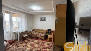 Продаж 1 кім квартири в м.Радехів Львівська область.