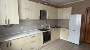 Продаж 2 кім квартири в центрі