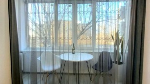 Продаж однокімнатної квартири вул. Запорізька Обласна бібліотека.