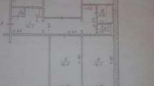 18 мiкрорайон 4 кiмнатна  квартира