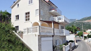 Продаж вілл і будинків в Чорногорії в Херцег Нові hn01185. 6bd_s1075