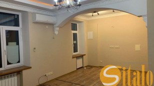 Сталінка на Зелінського.