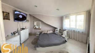 Продається 3 кімнатна квартира вул. Федьковича,Постанови.