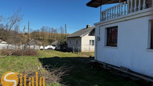 Терміново продається будинок. Газ, світло,вода ,санвузол .