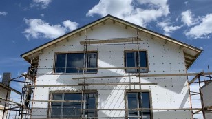 Будинок, центр Іванковичів, повна інфраструктура для сімї, біля Києва