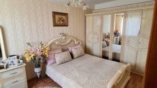 Трехкомнатная по Европейской.