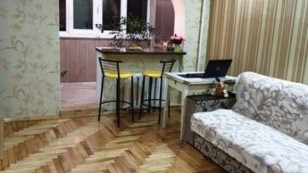 Продаж 2к квартири біля Алеї троянд