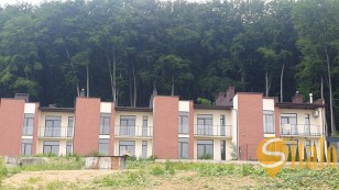 Продаж шикарного котеджу біля лісу, місто Винники