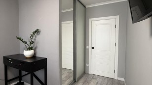 Продаж 2 кім квартири, 72 кв.м. з ремонтом в новобудові