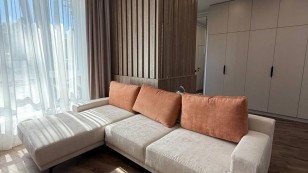 Продаж готового котеджу з дизайнерським ремонтом та меблями в Брюховичах