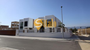 Затишний будинок у мальовничому районі ЕльАльбір, Аліканте