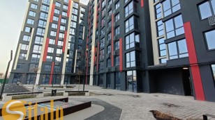 Продається 1 кімнатна 44 м.кв , готова до ремонту Бандери